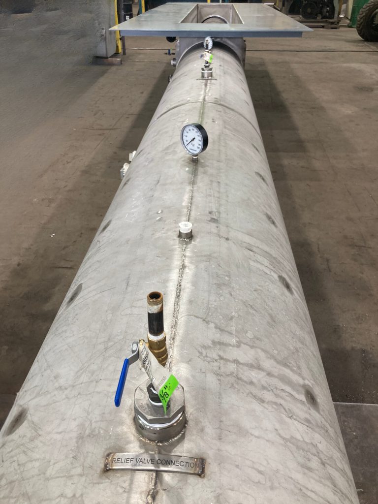 Jacketed cooling screw conveyor with pressure gauge and relief valve connection